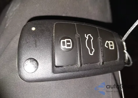 2016 Audi Q3 2.0T Premium Plus из США, поврежденный, VIN WA1GFCFS9GR002613